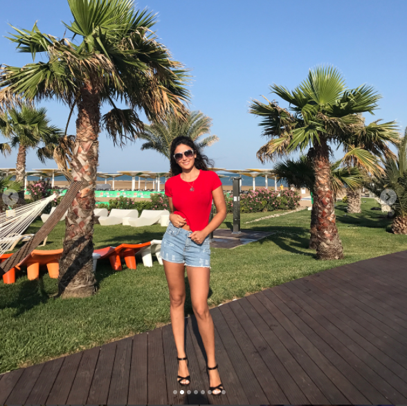 Pərvin Abıyeva çimərlik mövsümünü açdı