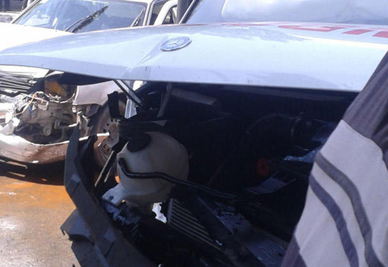 "Скорая" устроила цепную аварию в Мингячевире, есть раненые