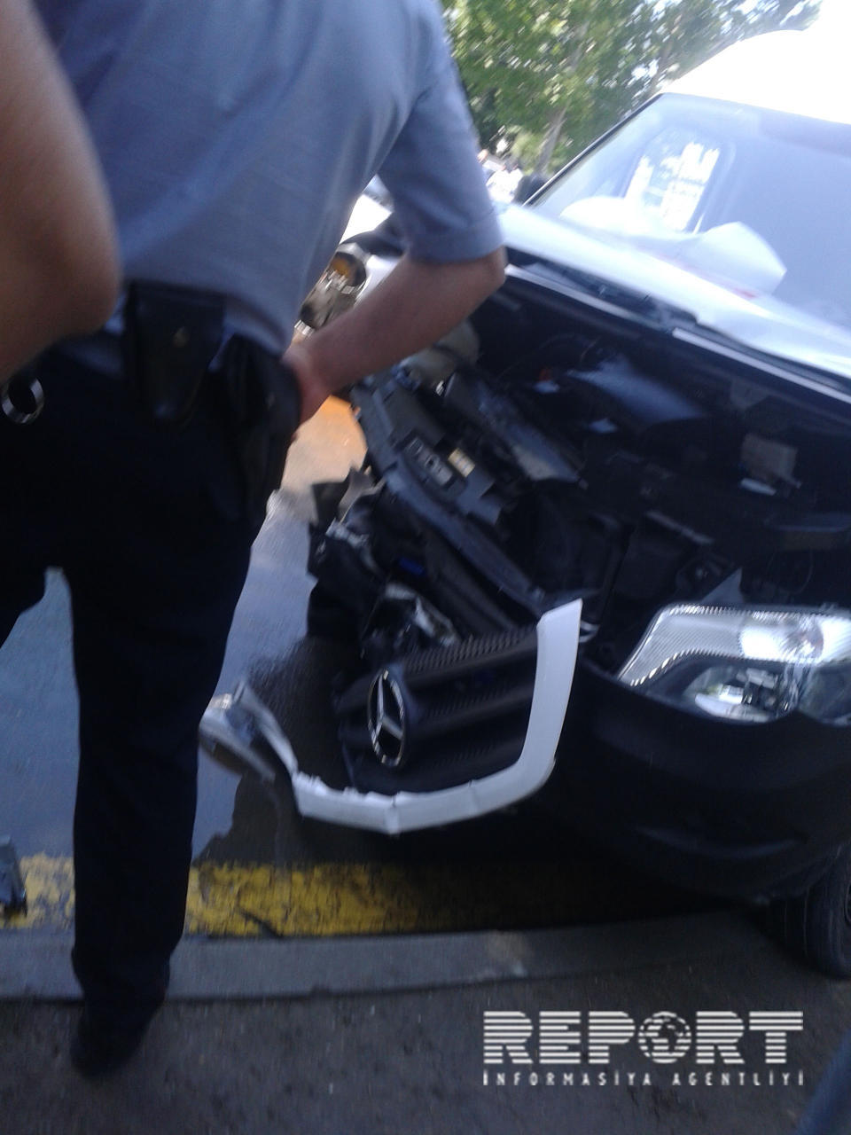 "Скорая" устроила цепную аварию в Мингячевире, есть раненые