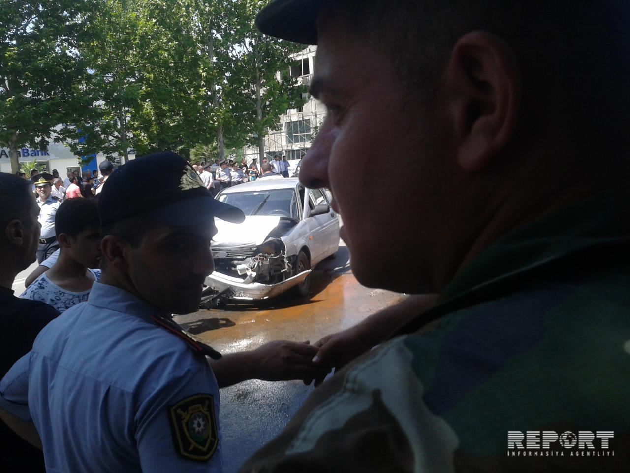 "Скорая" устроила цепную аварию в Мингячевире, есть раненые