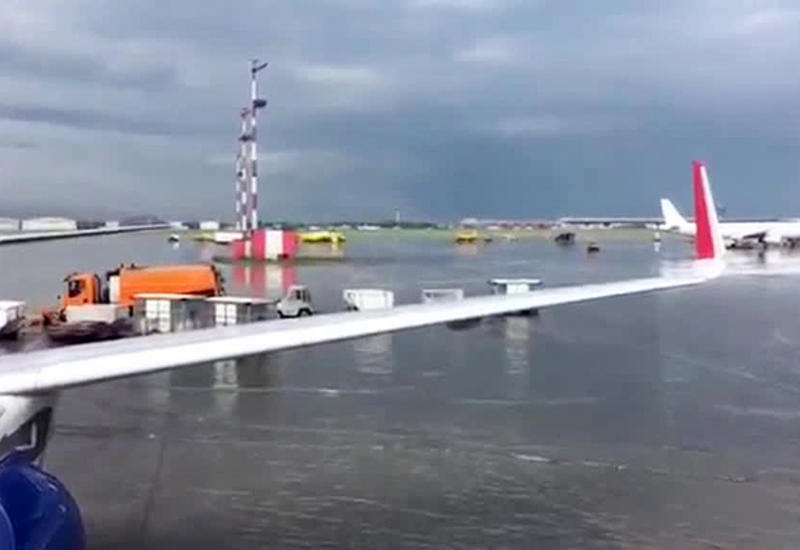 Число задержанных в Москве авиарейсов возросло до 450
