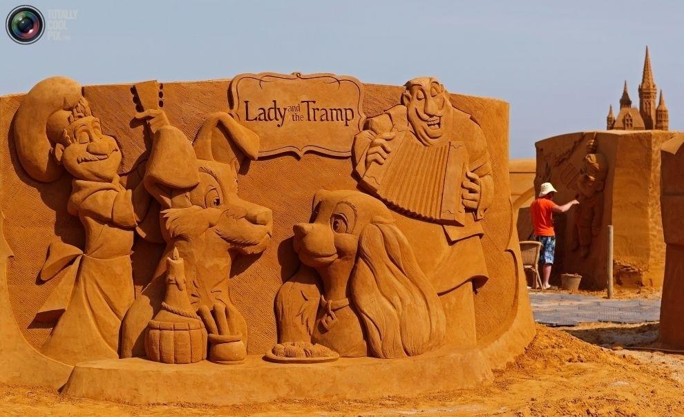Фестиваль песчаных скульптур "Disney Sand Magic" в Бельгии