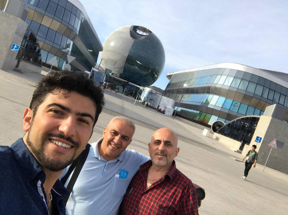 Креативные бочки из Азербайджана удивили гостей фестиваля в Казахстане