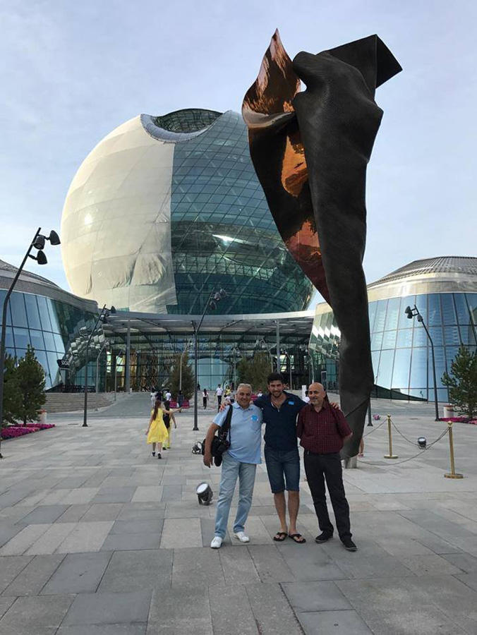 Креативные бочки из Азербайджана удивили гостей фестиваля в Казахстане