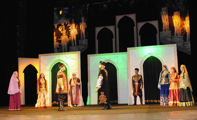 "Карабахнаме" на бакинской сцене