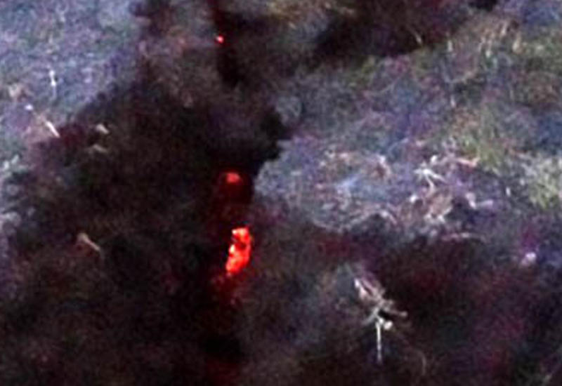 Футболисты обнаружили на поле зарождающийся вулкан