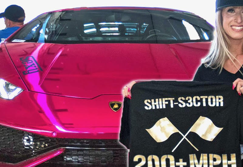 Блондинка на розовом Lamborghini побила рекорд скорости