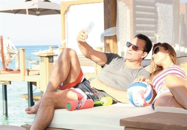 Rafet El Roman oğlunun anası ilə barışdı