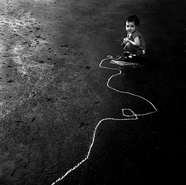 Игры разума и семейный хаос в фотографиях Джули Блэкмон