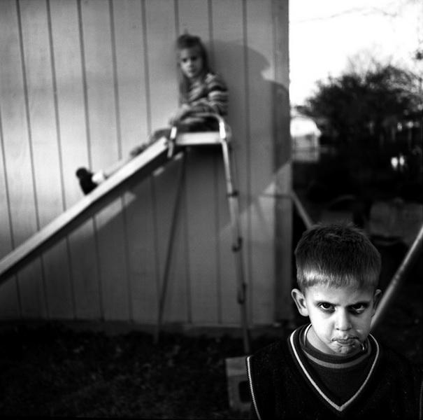 Игры разума и семейный хаос в фотографиях Джули Блэкмон