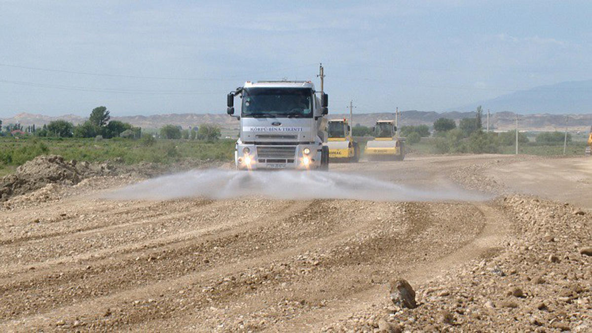 В Азербайджане реконструируется одна из региональных дорог