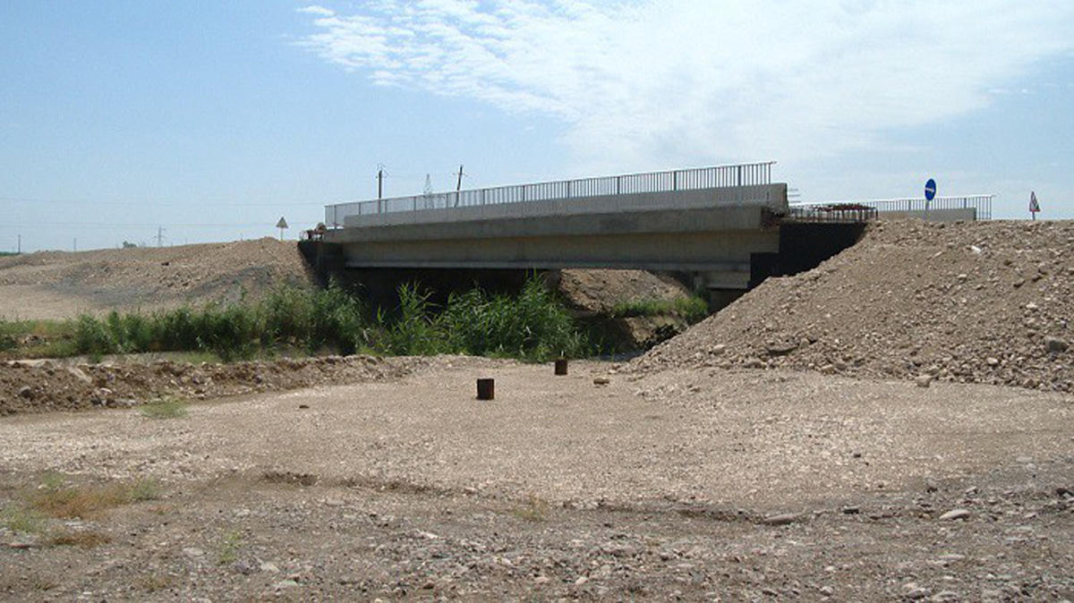 В Азербайджане реконструируется одна из региональных дорог