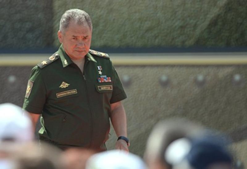 Сергей Шойгу попробовал блюда военных поваров из Азербайджана