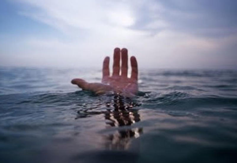 Dənizdə 1 nəfər batıb - axtarış aparılır