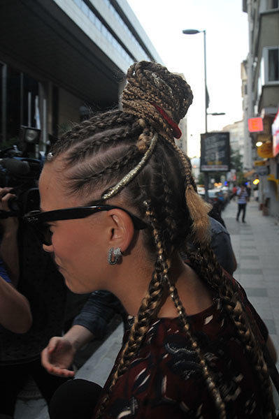 Məşhur aktrisa sevgilisi üçün etdiyi hərəkətlə hamını heyrətləndirdi