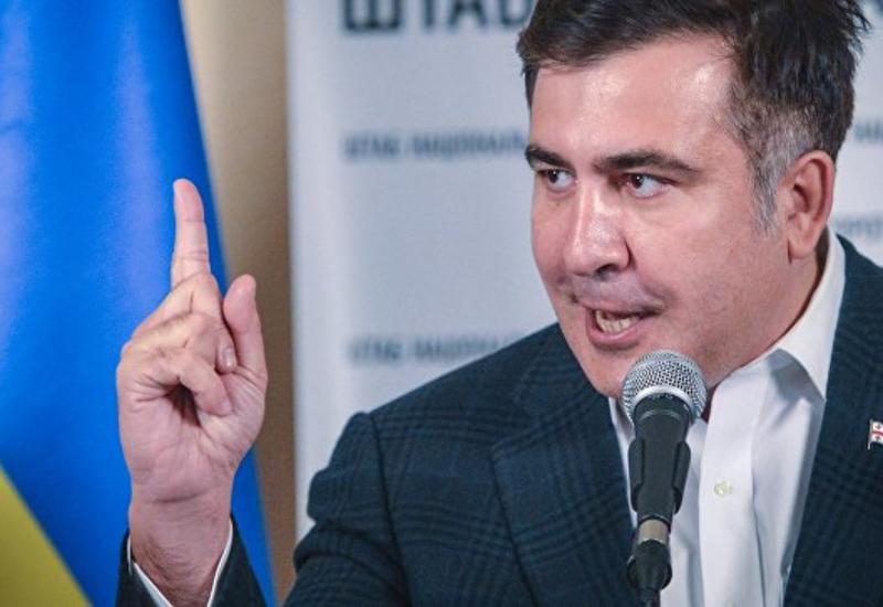Саакашвили просит проверить его подпись на документе о гражданстве Украины