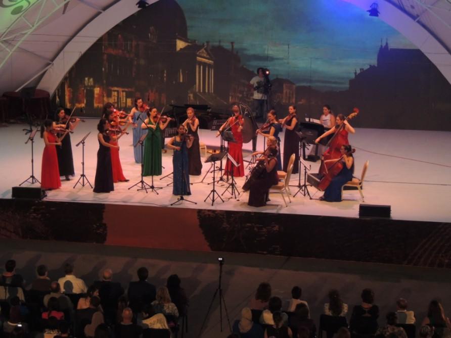 Британский камерный оркестр «FeMusa» дал концерт в рамках IX Габалинского международного музыкального фестиваля