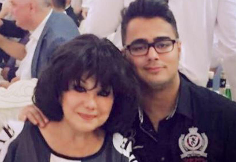 Flora Kərimova: "Hamı elə bilir bircə qızım var"