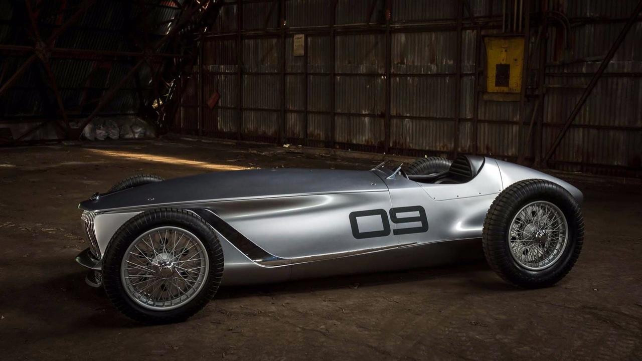 Infiniti полностью рассекретила ретро-концепт Prototype 9