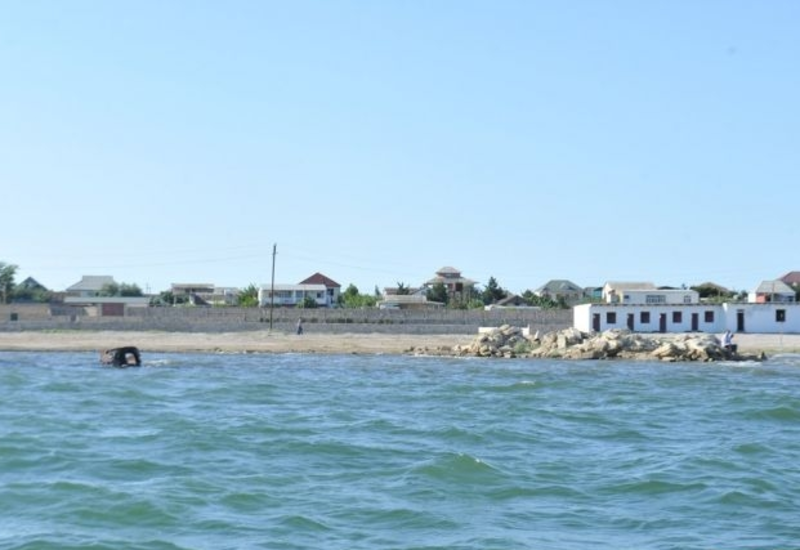 На Каспии обнаружили тела молодых людей, утонувших в море
