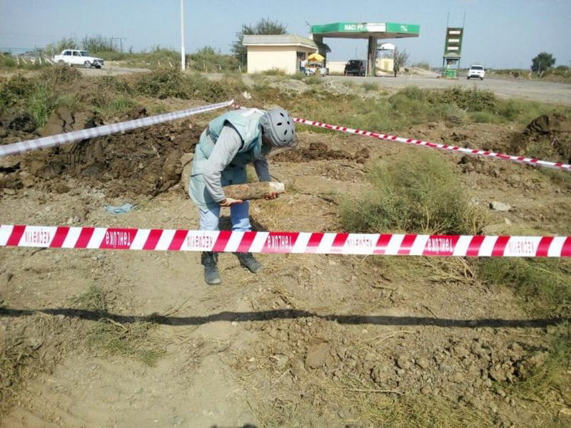 В Агджабеди обнаружили артиллерийский снаряд