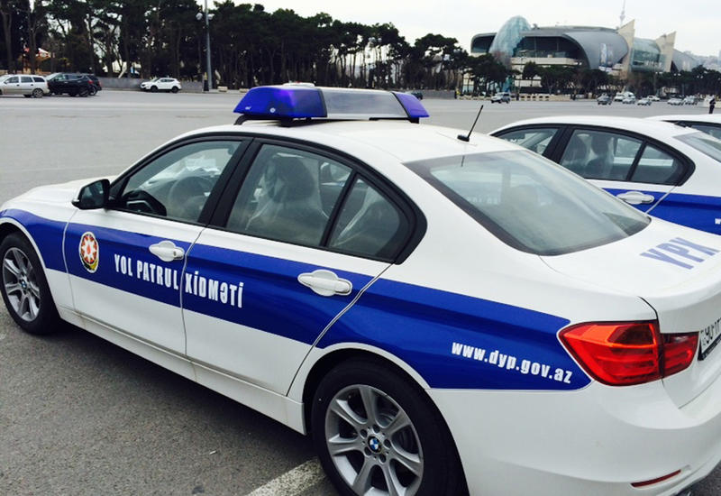 В Азербайджане продают полицейские BMW
