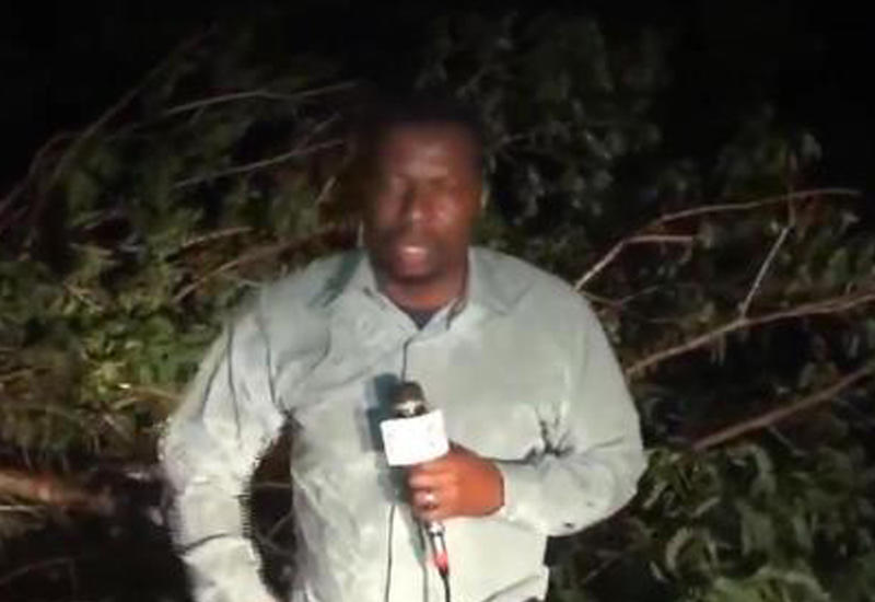 Журналист поборолся с ураганом в прямом эфире