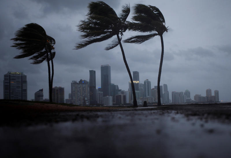 Ураган "Ирма" обрушится на Санкт-Петербург