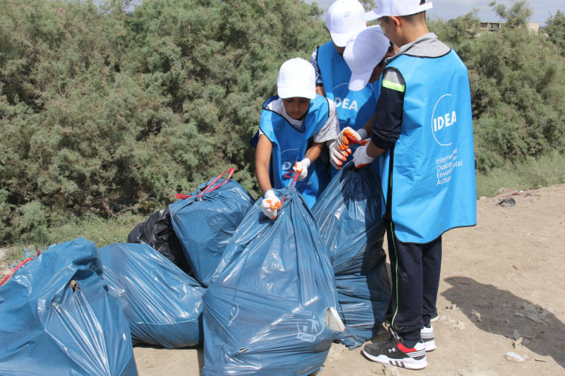В Азербайджане прошла акция по очистке дельты реки Кура