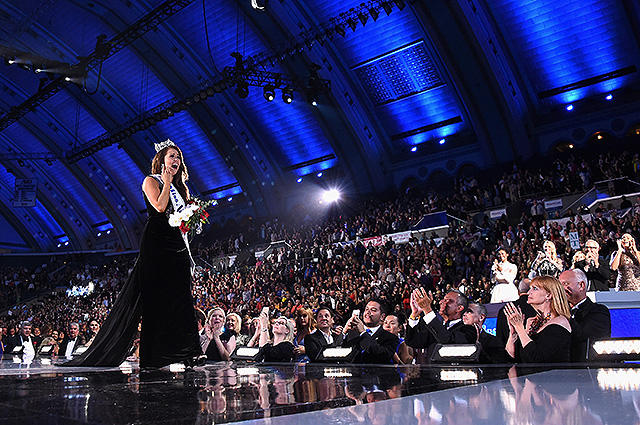 Самой красивой девушкой Америки стала 23-летняя студентка