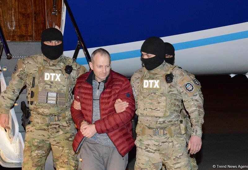 Александр Лапшин отправится из Баку в Израиль вместе с матерью