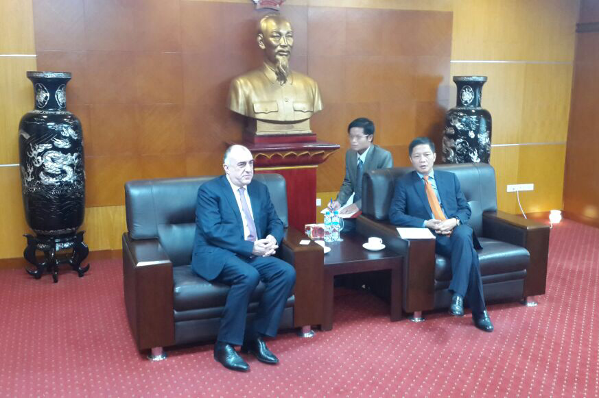 Обсужден выход продукции азербайджанских компаний на рынок Вьетнама