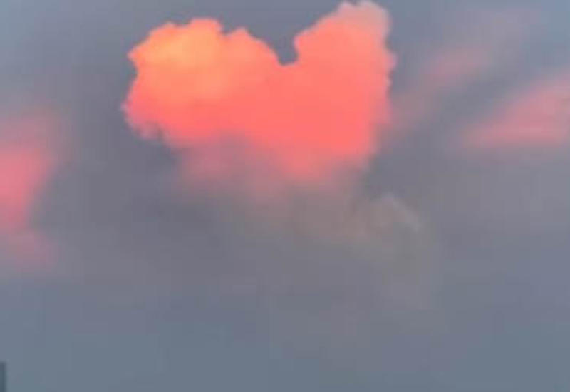 Облако в виде сердца умилило очевидцев