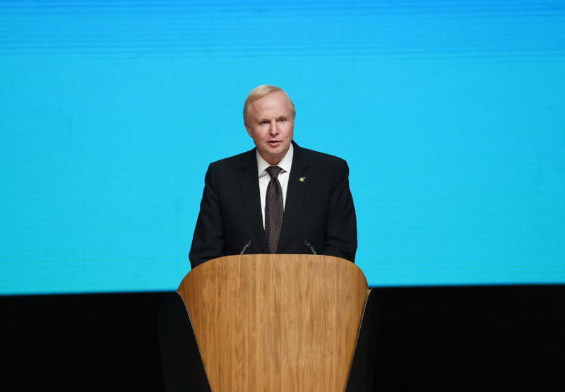 Президент Ильхам Алиев и его супруга Мехрибан Алиева приняли участие в церемонии подписания нового контракта по "Азери-Чыраг-Гюнешли"