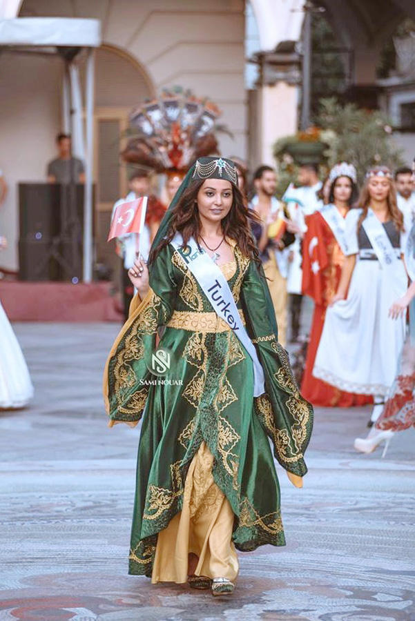 Азербайджанские модели на конкурсе красоты “Miss & Mister Planet - 2017”