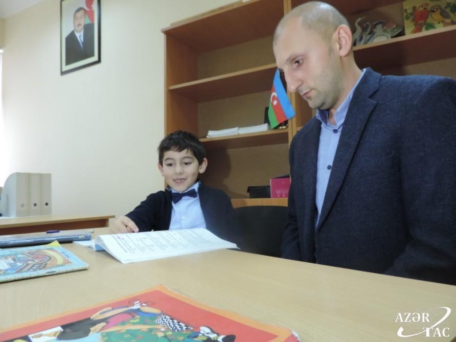 Азербайджанский вундеркинд в 6 лет научился делать вычисления быстрее калькулятора