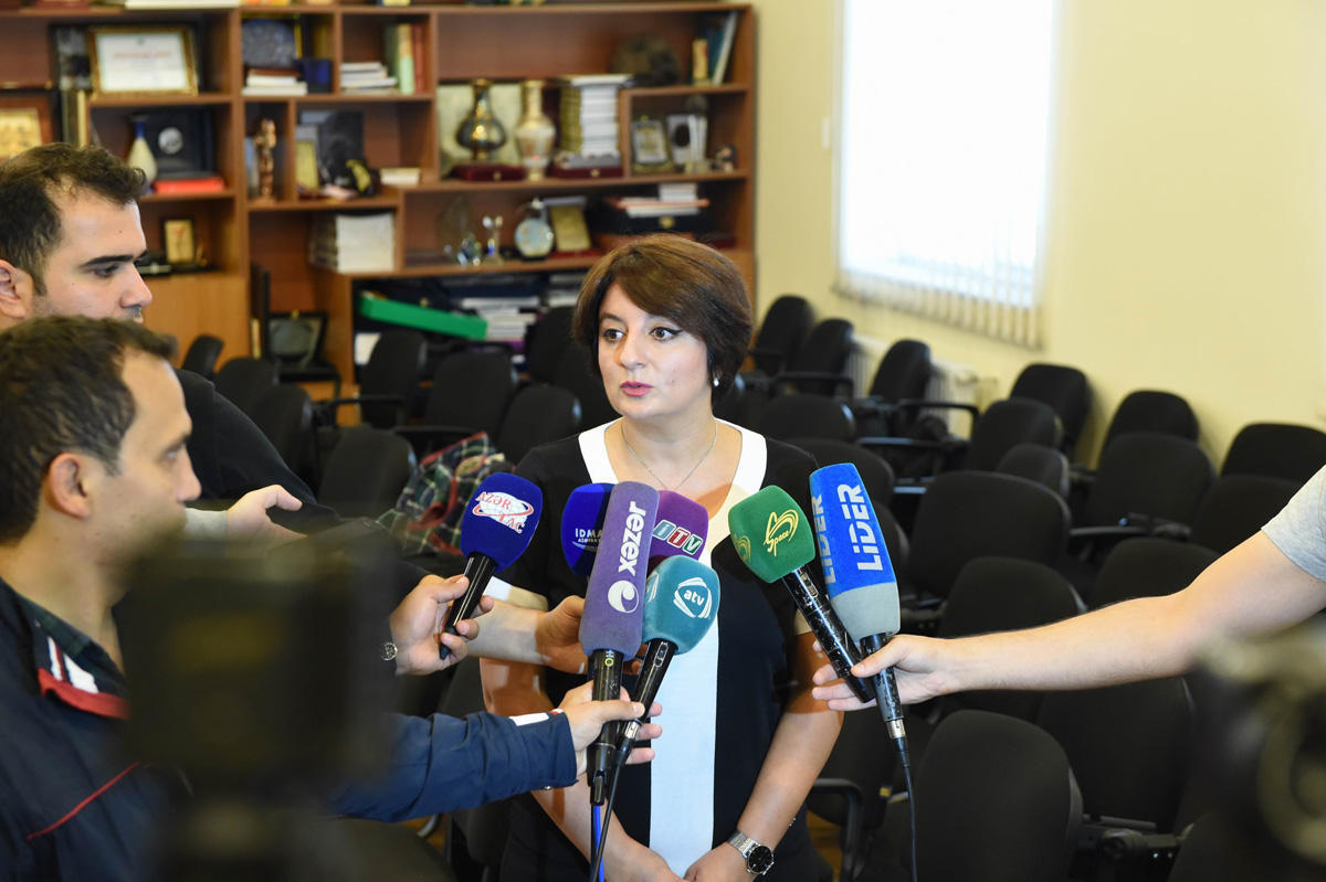 Холифилд, Кличко, Цзю и Головкин приедут в Баку