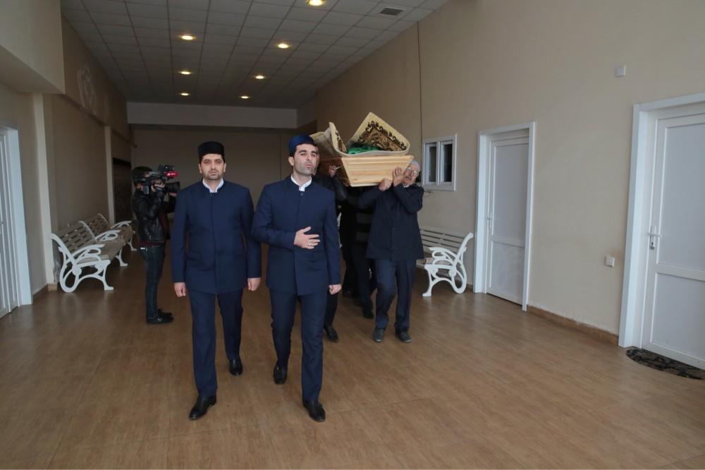 В Баку совершен джаназа-намаз по Лютфи Заде