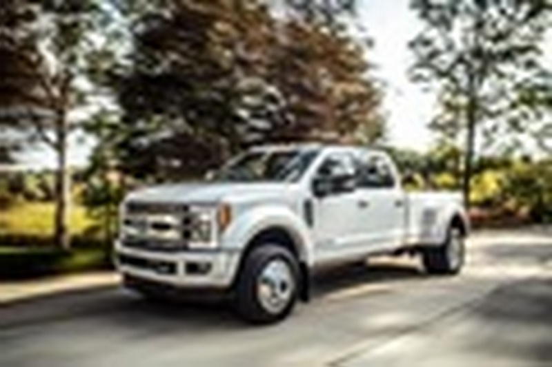 Ford сделал свои самые большие пикапы вызывающе роскошными