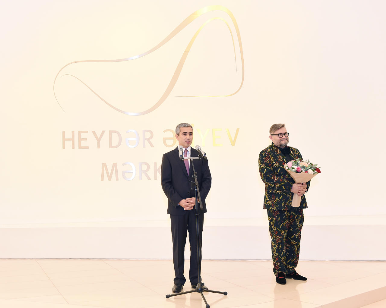 Первый вице-президент Мехрибан Алиева приняла участие в церемонии открытия выставки "Модернизм и мода"