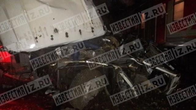 Жуткая авария в России: столкнулись автобус и поезд, 18 погибших