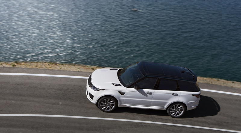 Обновленный Range Rover Sport: гибрид и более мощный SVR