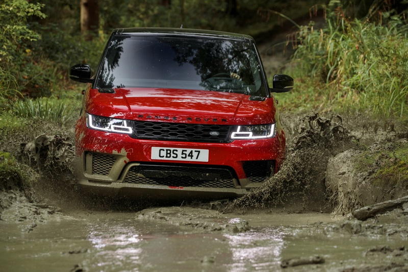Обновленный Range Rover Sport: гибрид и более мощный SVR