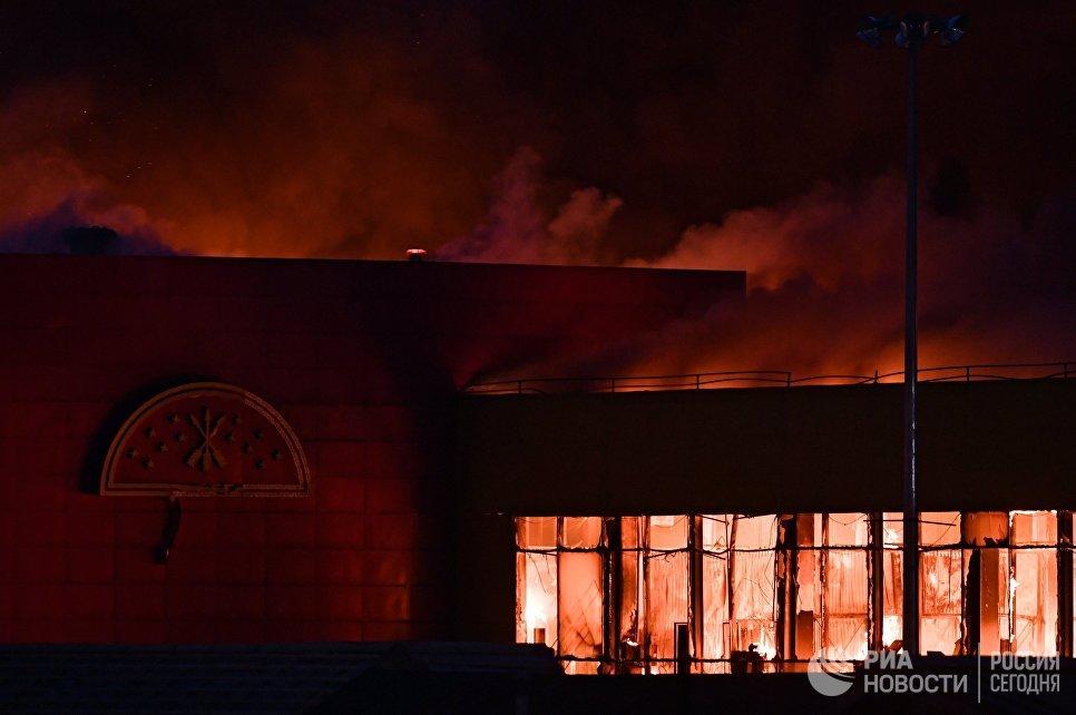 Пожар в торговом центре в Москве: миллиарды рублей ущерба