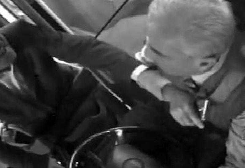 В Баку пассажир напал на водителя автобуса