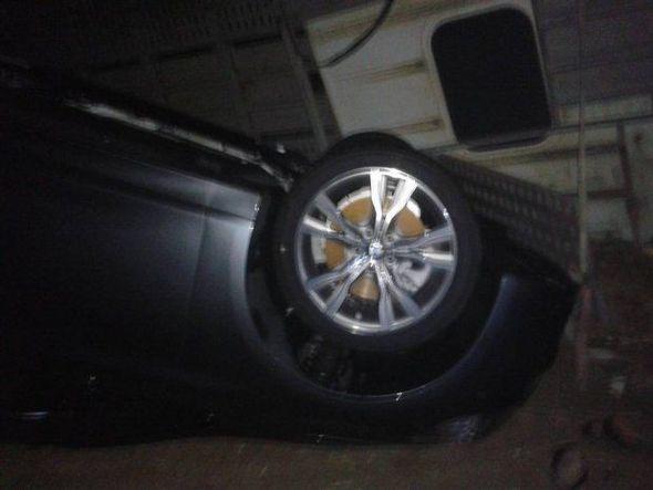 Ələt-Astara yolunda TIR aşdı, yeddi BMW zay oldu