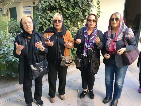 Tanınmış sənətçi dəfn olundu - Yasına məşhurlardan kimsə gəlmədi