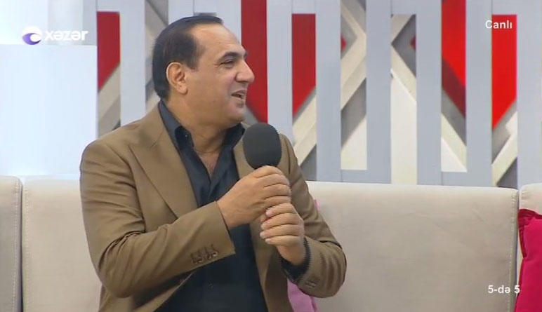 Zaur Manaf Ağayevə görə mikrafonları söndürtdü: "Orada bir material olduye..."