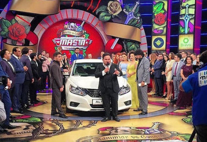 Еще одна знаменитость покинула шоу "Maşın"