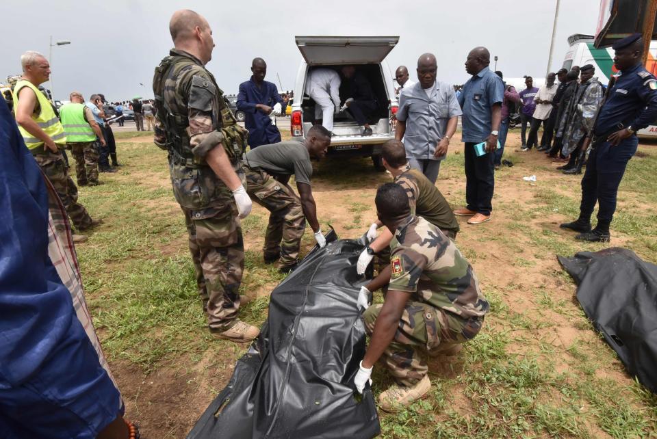 Fransa hərbçilərinin təyyarəsi qəzaya uğradı:
